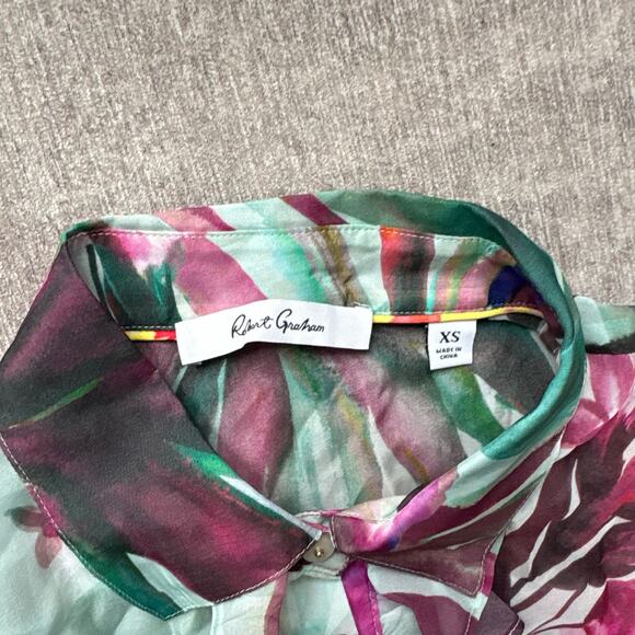 Robert Graham Silk Blend Blouse - Picture 2 of 7